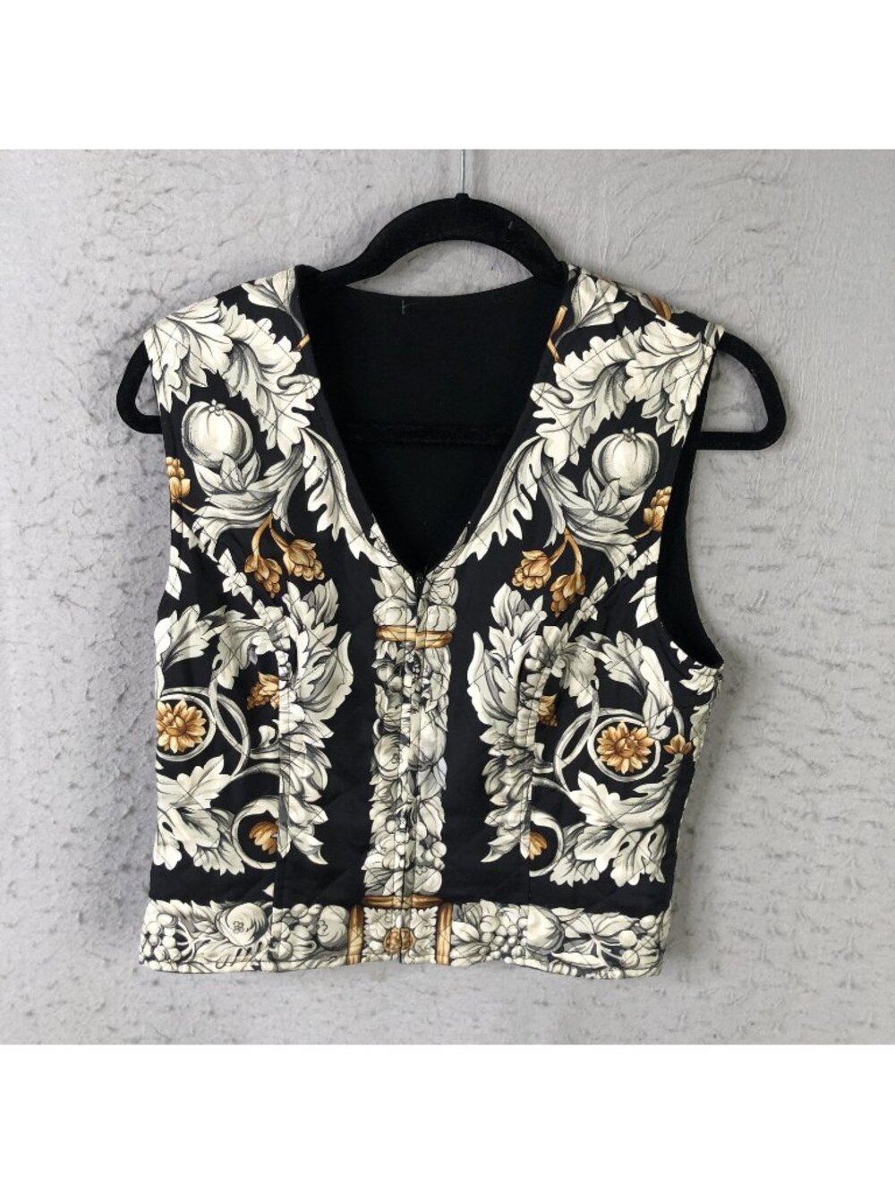 Wathne Vest Womens 8 Black Wool Quilted Silk Lined Floral Baroque Crown